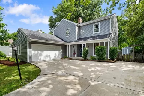 1161 Pine St, Batavia, IL 60510