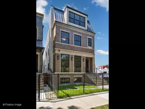 1227 W School St, Chicago, IL 60657