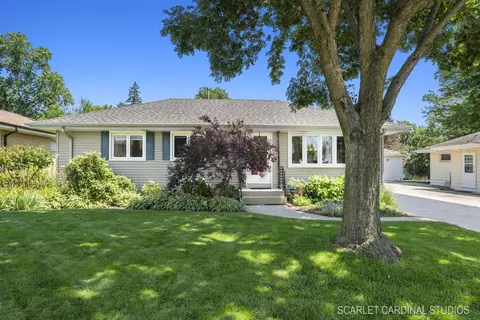 415 S Hazelton Ave, Wheaton, IL 60187 photo 2