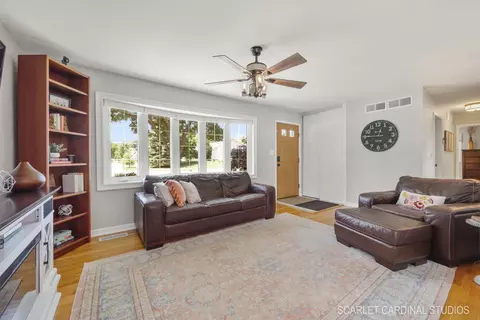 415 S Hazelton Ave, Wheaton, IL 60187 photo 4