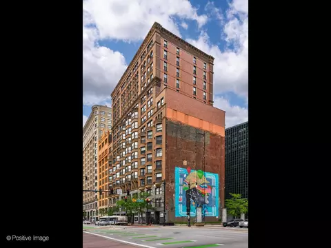 431 S Dearborn St #402, Chicago, IL 60605