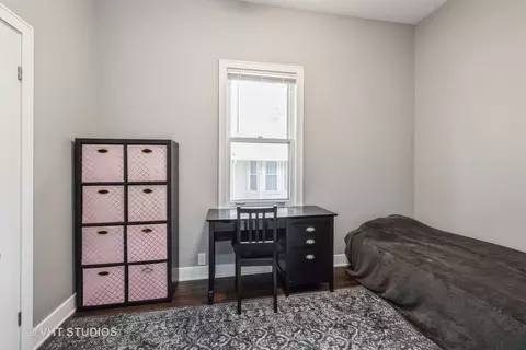 Bedroom - 40 Kimbark Rd, Riverside, IL 60546 photo 1 of 3