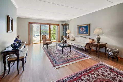 650 S Des Plaines River Rd #310, Des Plaines, IL 60016 photo 4