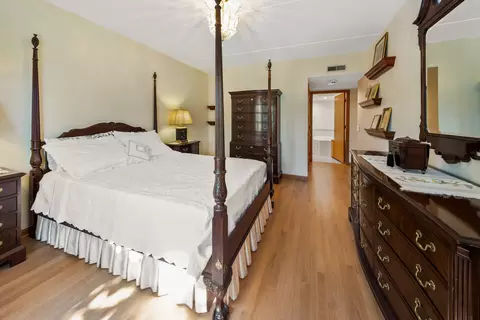 650 S Des Plaines River Rd #310, Des Plaines, IL 60016 photo 13