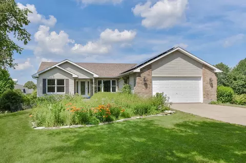 840 Weston Ct, Elburn, IL 60119