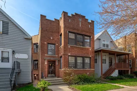 2219 W Berwyn Ave, Chicago, IL 60625