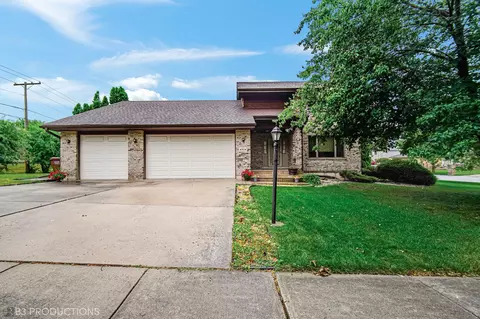 4924 Sycamore Ln, Oak Forest, IL 60452