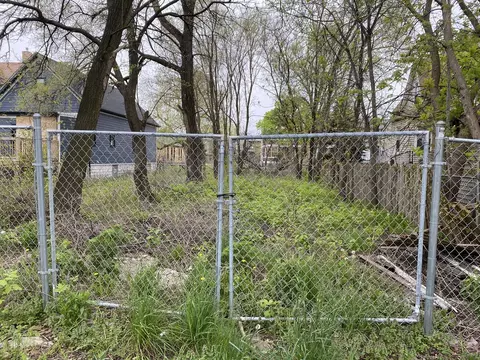 7151 S Champlain Ave, Chicago, IL 60619 photo 5