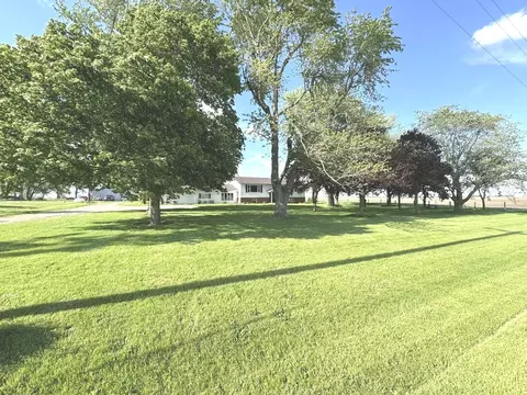 Exterior - 2852 E 2400 North Rd, Donovan, IL 60931 photo 29 of 29