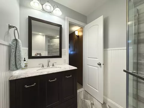 Bath - 2852 E 2400 North Rd, Donovan, IL 60931 photo 7 of 7