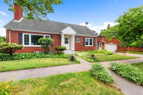 4500 Deyo Ave, Brookfield, IL 60513