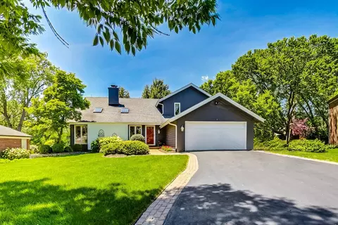 225 Meadowbrook Ln, Hinsdale, IL 60521