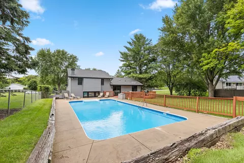6123 Silver Hawk Ct, Roscoe, IL 61073 photo 26