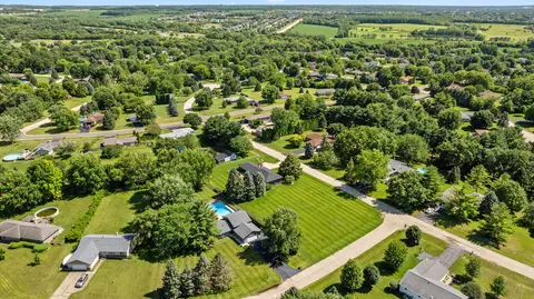 6123 Silver Hawk Ct, Roscoe, IL 61073 photo 41