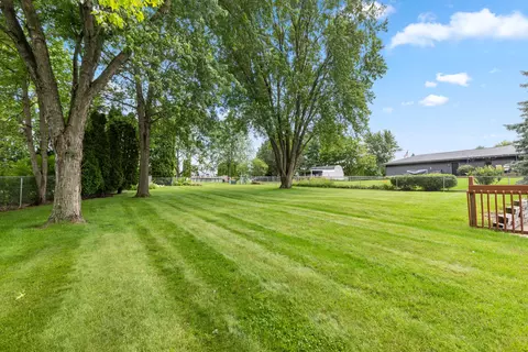 6123 Silver Hawk Ct, Roscoe, IL 61073 photo 28