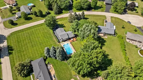 6123 Silver Hawk Ct, Roscoe, IL 61073 photo 40