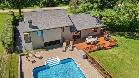 6123 Silver Hawk Ct, Roscoe, IL 61073 photo 38