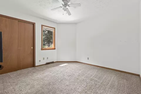 6123 Silver Hawk Ct, Roscoe, IL 61073 photo 12