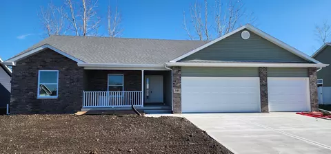 345 S Short Dr, Coal City, IL 60416