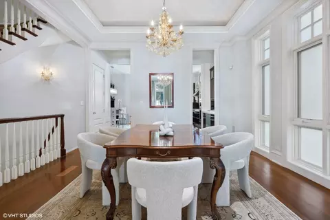 Dining - 2425 N Burling St, Chicago, IL 60614 photo 2 of 3