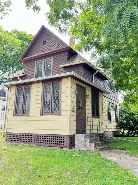 1001 S Hennepin Ave, Dixon, IL 61021