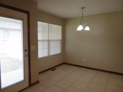 2044 Locust Rd, Morris, IL 60450 photo 13