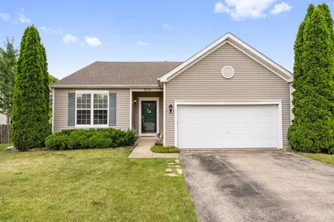 3715 Saratoga Dr, Joliet, IL 60435