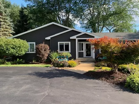 24377 W Beach Grove Rd, Antioch, IL 60002