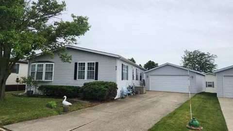 92 Norway Dr, Manteno, IL 60950