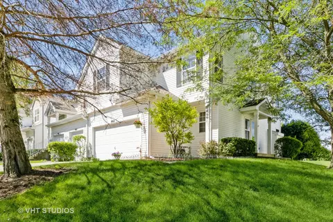 1460 Meadowsedge Ln, Carpentersville, IL 60110