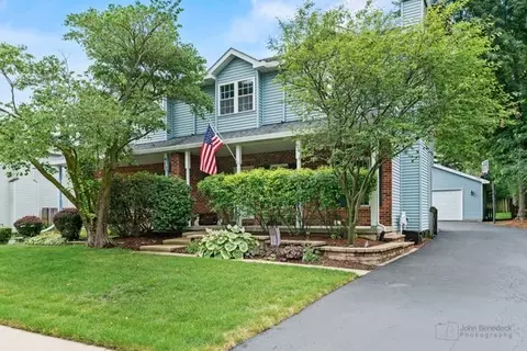 974 First St, Batavia, IL 60510