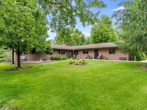 820 Diamond K Ln, Joliet, IL 60433