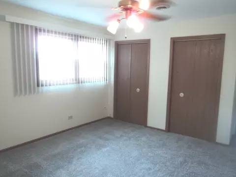 5440 S Hunt Ave, Summit, IL 60501 photo 3