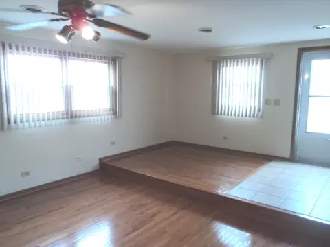 5440 S Hunt Ave, Summit, IL 60501 photo 7