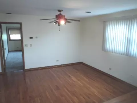 5440 S Hunt Ave, Summit, IL 60501 photo 8
