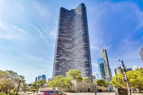 505 N Lake Shore Dr #908, Chicago, IL 60611