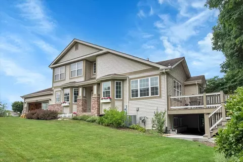 26050 W Timber Ridge Dr, Channahon, IL 60410