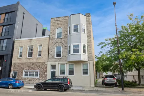 1813 W Grand Ave #2, Chicago, IL 60622