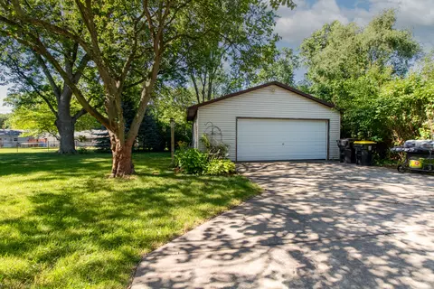 909 Fairchild Ave, Normal, IL 61761 photo 25
