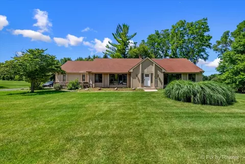 11 N372 Williamsburg Dr, Elgin, IL 60123 photo 1