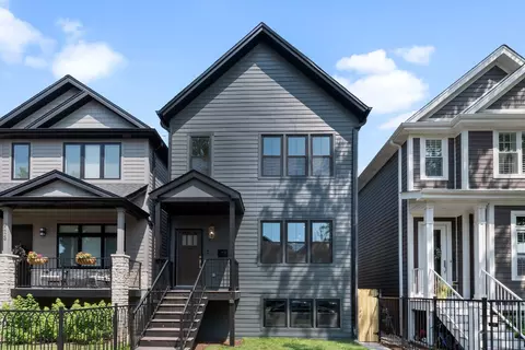 2427 N Artesian Ave, Chicago, IL 60647