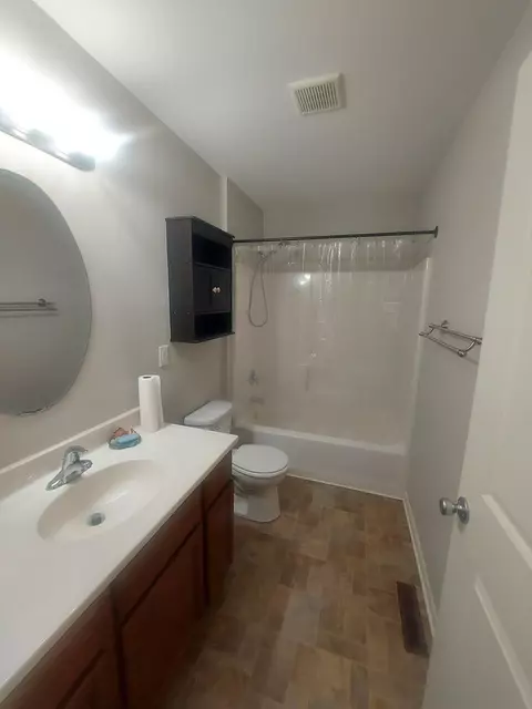 210 Sundance Trl, Capron, IL 61012 photo 15