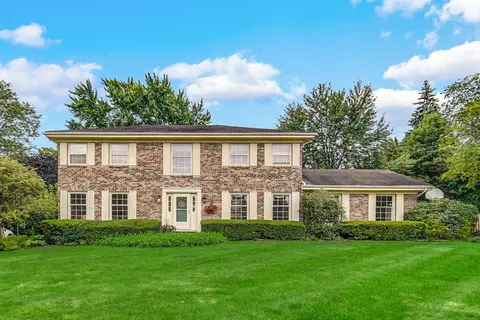 36 W691 Red Haw Ln, Saint Charles, IL 60174