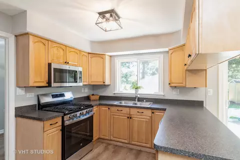 4812 Paulsen St, Mchenry, IL 60051 photo 6