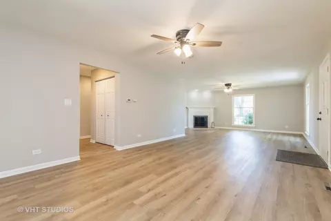 4812 Paulsen St, Mchenry, IL 60051 photo 5