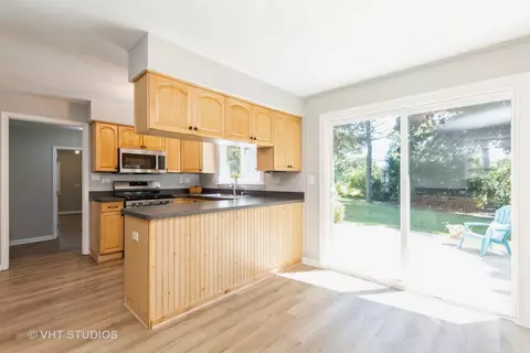 4812 Paulsen St, Mchenry, IL 60051 photo 7
