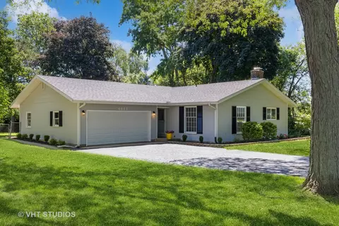 4812 Paulsen St, Mchenry, IL 60051 photo 2