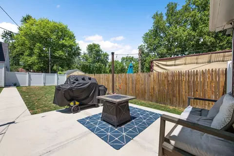 Exterior - 433 S Alma Ave, Kankakee, IL 60901 photo 2 of 6