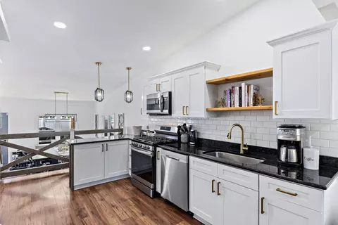 Kitchen - 433 S Alma Ave, Kankakee, IL 60901 photo 1 of 1