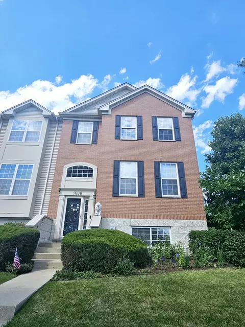 1608 Thornbury Rd #121-5, Bartlett, IL 60103